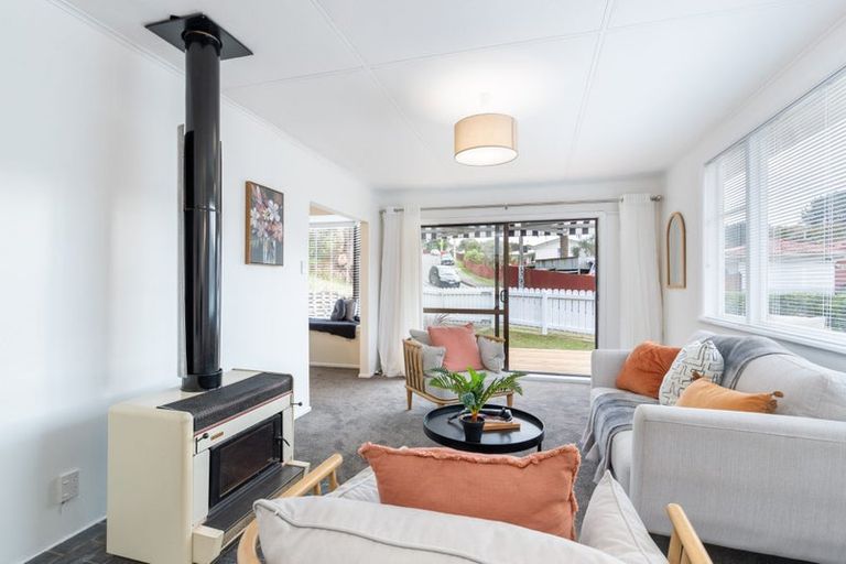 Photo of property in 64 Jillett Street, Titahi Bay, Porirua, 5022