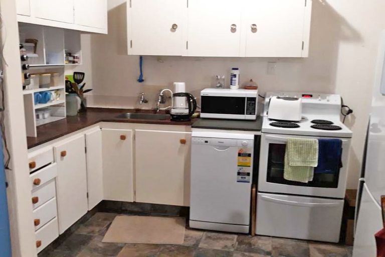 Photo of property in 42 Wharfe Street, South Hill, Oamaru, 9400