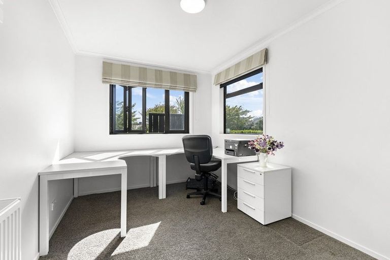 Photo of property in 14e Clinton Street, Fitzroy, New Plymouth, 4312