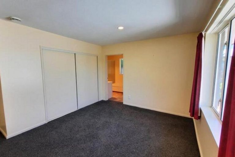 Photo of property in 2/119 Marlow Road, Aranui, Christchurch, 8061