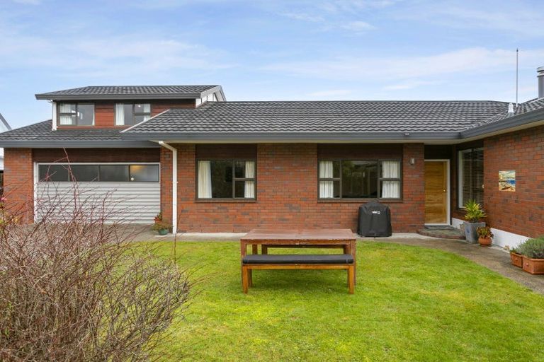 Photo of property in 5 Clarke Grove, Richmond Heights, Taupo, 3330