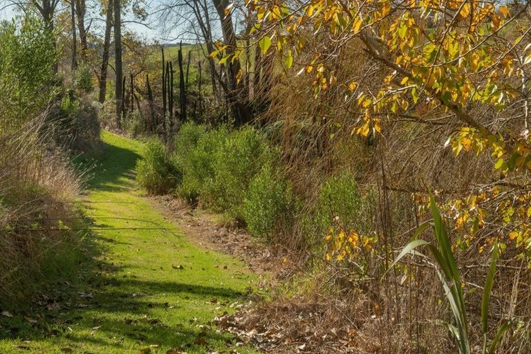 Photo of property in 1 Te Auhi Way, Welcome Bay, Tauranga, 3112