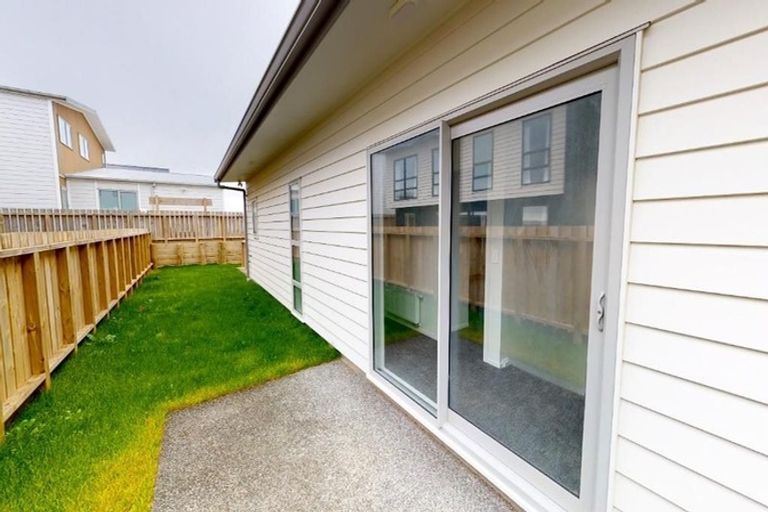 Photo of property in 67 Cedarwood Street, Woodridge, Wellington, 6037