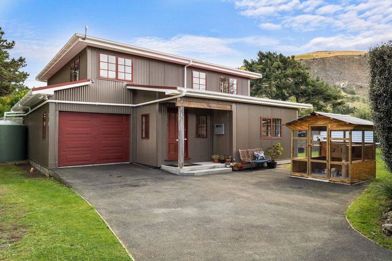 Photo of property in 1 Paloona Street, Aramoana, Port Chalmers, 9082