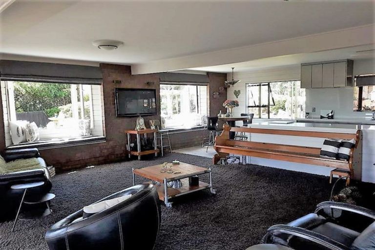 Photo of property in 112 Main South Road, Karoro, Greymouth, 7805