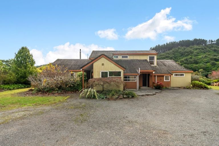 Photo of property in 8 Ahoroa Road, Judgeford, Porirua, 5381