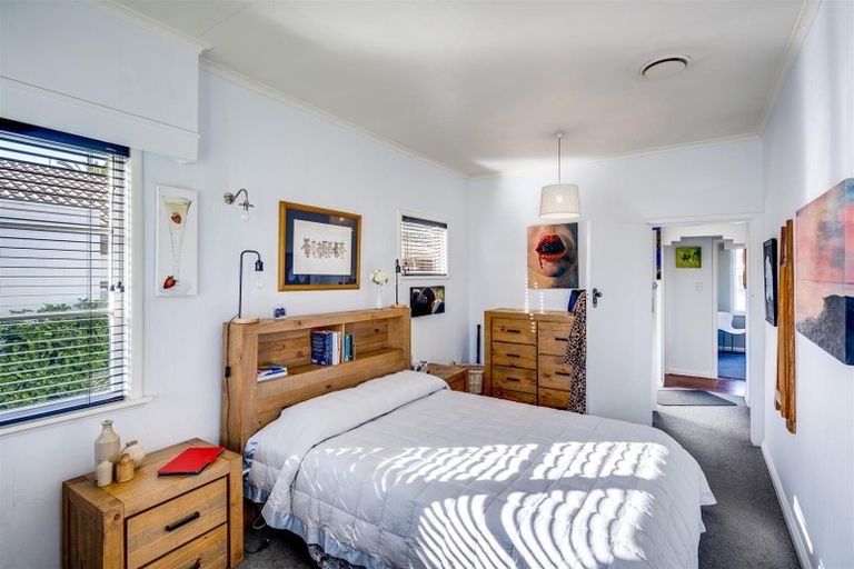 Photo of property in 4 Higgins Street, Marewa, Napier, 4110