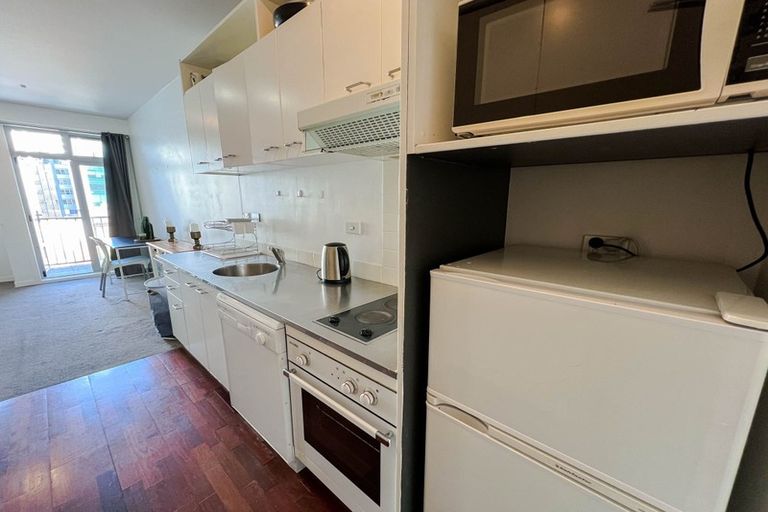 Photo of property in The Aucklander Apartments, 9e/25 Rutland Street, Auckland Central, Auckland, 1010