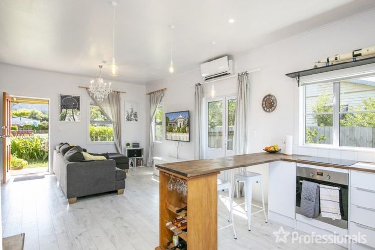 Photo of property in 23 Lyon Street, Featherston, 5710