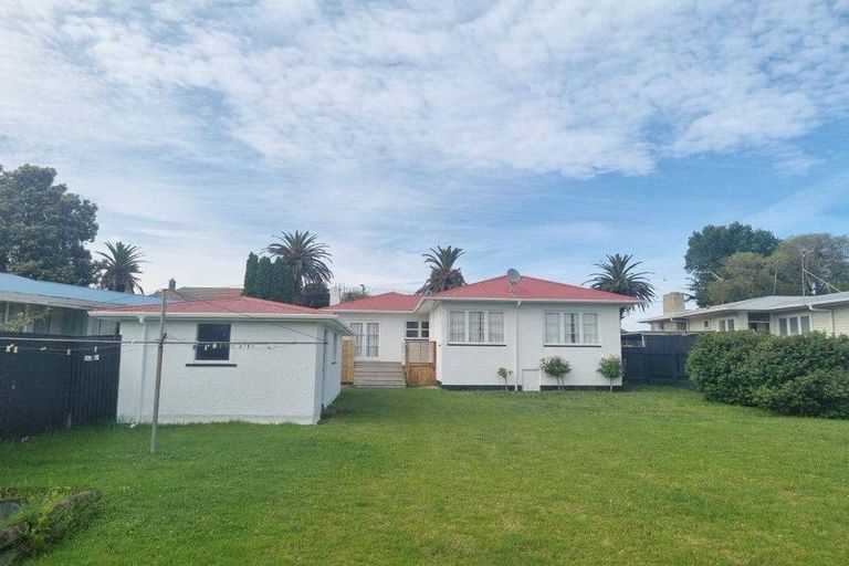 Photo of property in 68 Purnell Street, College Estate, Whanganui, 4500