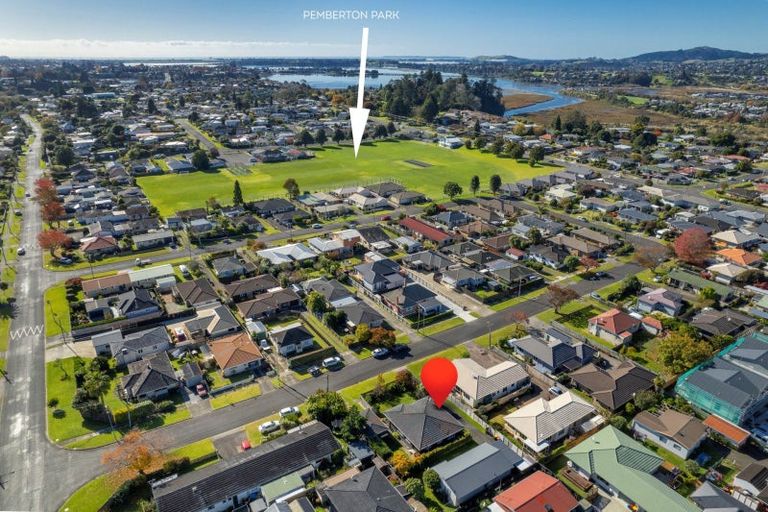 Photo of property in 60 Pemberton Crescent, Greerton, Tauranga, 3112