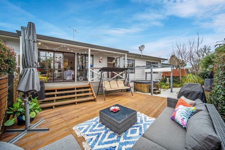 Photo of property in 30 Lorelei Place, Opaheke, Papakura, 2113