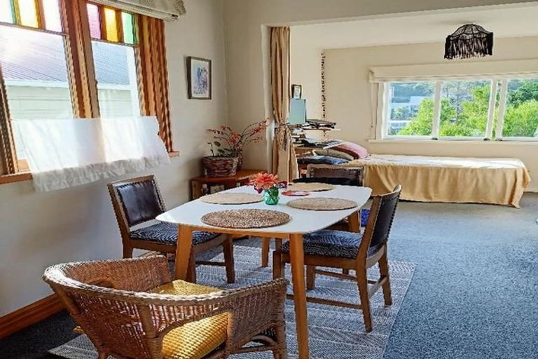 Photo of property in 26 Clarence Street, Brooklyn, Wellington, 6021