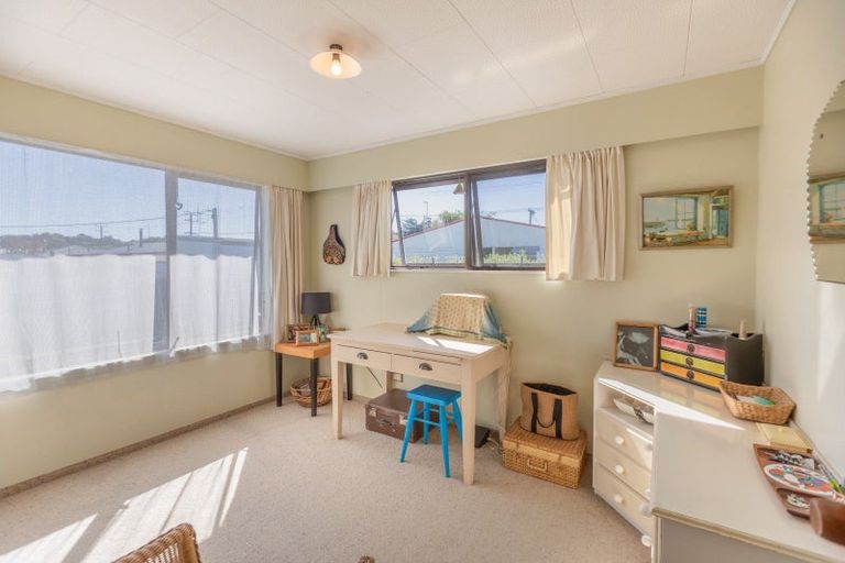 Photo of property in 23 Bennett Street, Waipawa, 4210