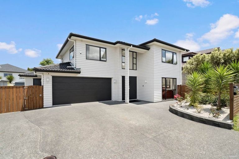 Photo of property in 23 Platinum Rise, Ranui, Auckland, 0612