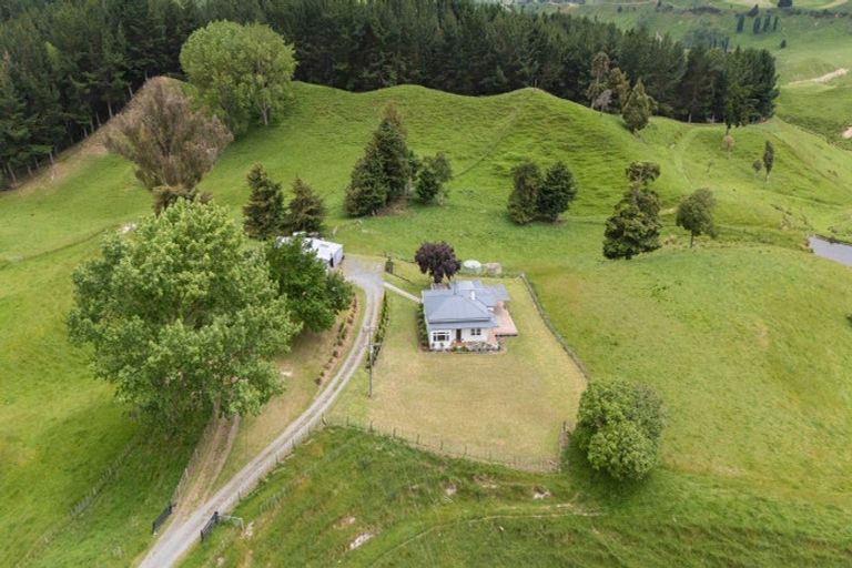 Photo of property in 412 Rongoiti Road, Taihape, 4796