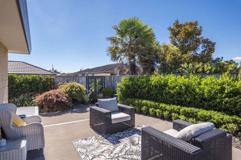 Photo of property in 82 Regent Drive, Paraparaumu Beach, Paraparaumu, 5032