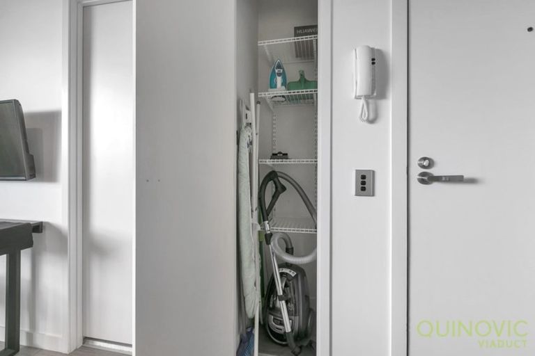 Photo of property in Halsey Apartments At Lighter Quay, 401/75 Halsey Street, Auckland Central, Auckland, 1010