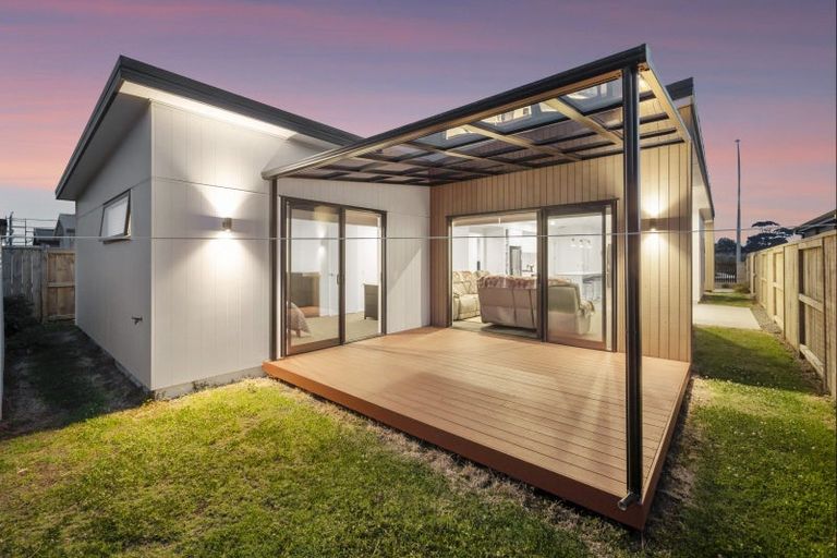 Photo of property in 267 Te Okuroa Drive, Papamoa, 3118