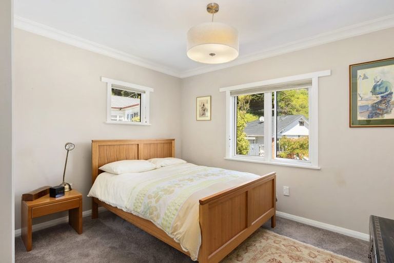 Photo of property in 8 Otaki Street, Miramar, Wellington, 6022