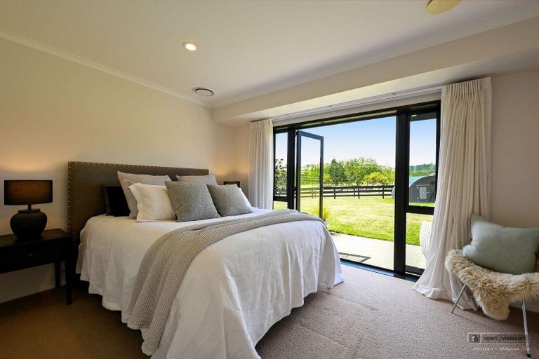 Photo of property in 903 Old North Road, Waimauku, 0882