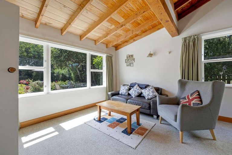 Photo of property in 390 Park Road, Parkvale, Carterton, 5792