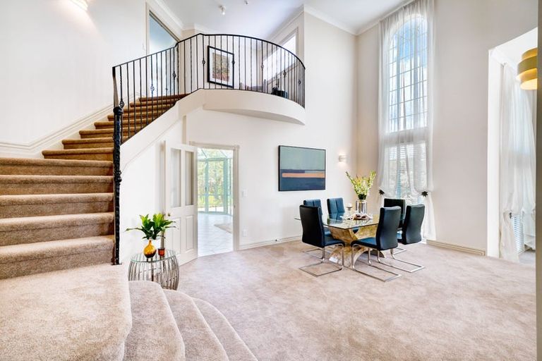 Photo of property in 21 Te Hoe Grove, Pinehill, Auckland, 0632