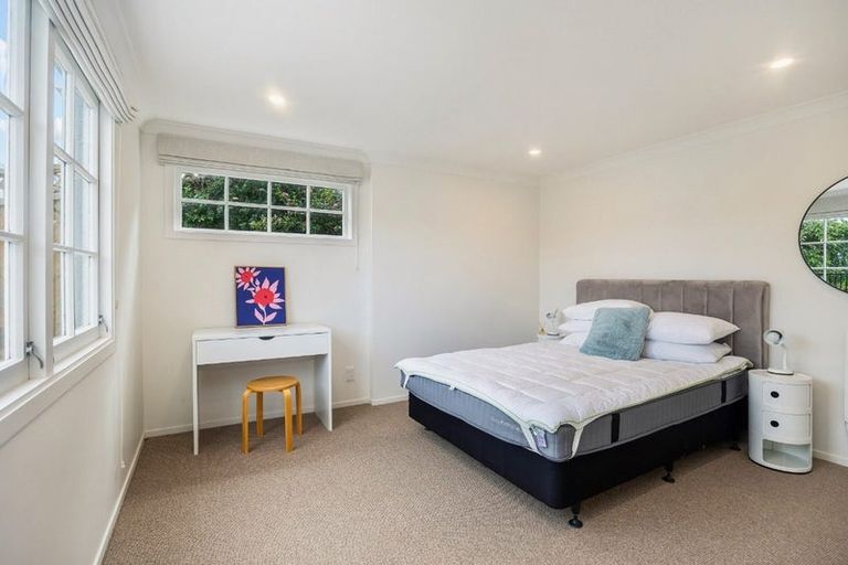 Photo of property in 2/14 Pine Ridge Terrace, Hauraki, Auckland, 0622