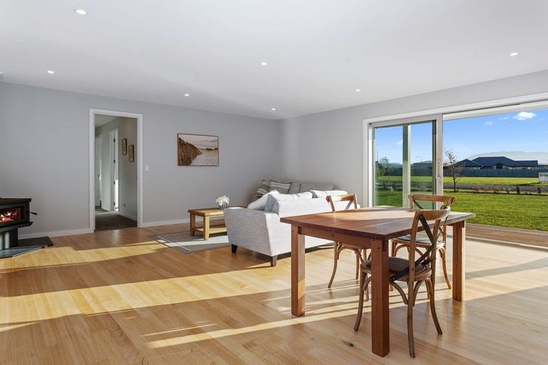 Photo of property in 2 Pukeko Way, Amberley, 7410