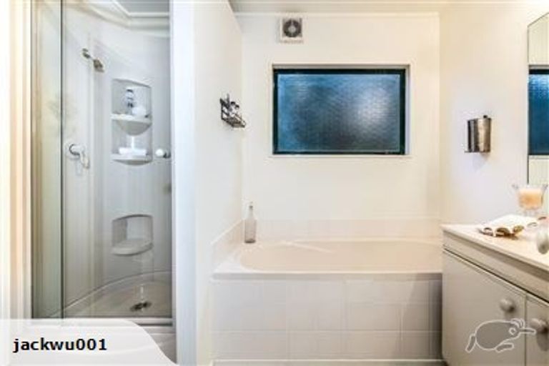 Photo of property in 1/2 Katui Street, Castor Bay, Auckland, 0620