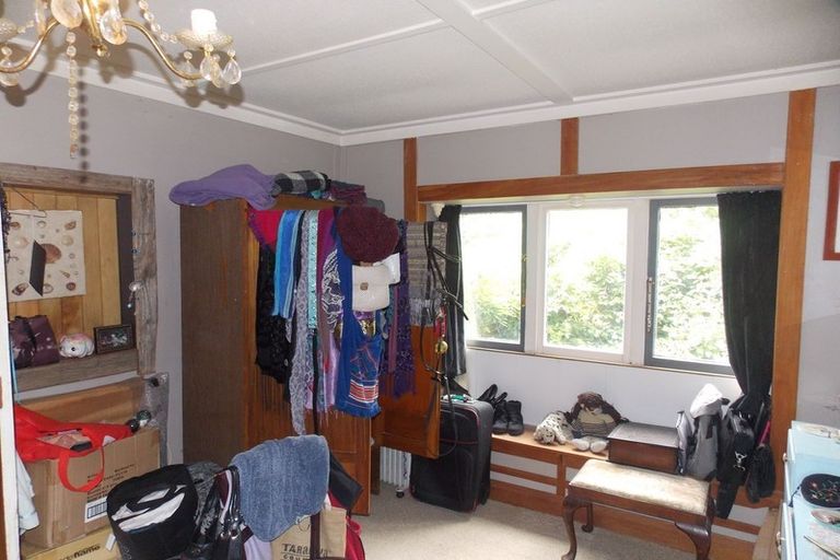 Photo of property in 13 Beach Street, Tangimoana, 4822