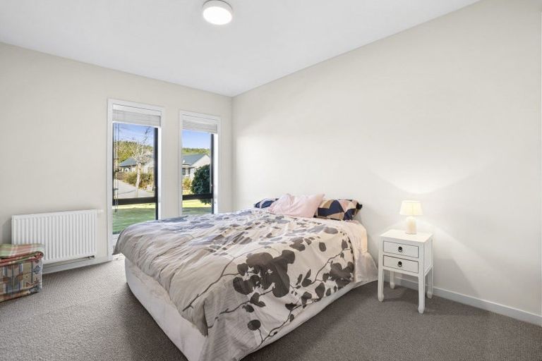 Photo of property in 21 Valley Crescent, Wanaka, 9305