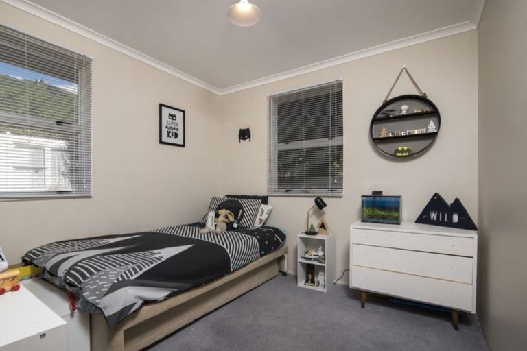 Photo of property in 51 Hampden Street, Picton, 7220