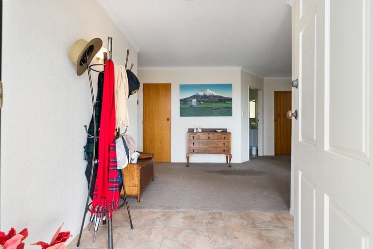 Photo of property in 18c Ashmore Drive, Frankleigh Park, New Plymouth, 4310