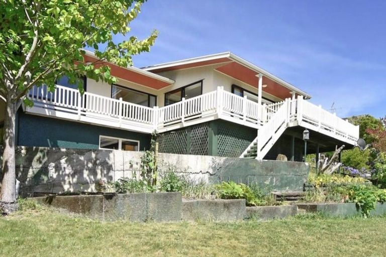 Photo of property in 7 Paremata Street, Atawhai, Nelson, 7010