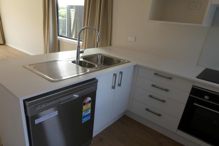 Photo of property in 2/125b Metcalfe Road, Ranui, Auckland, 0612