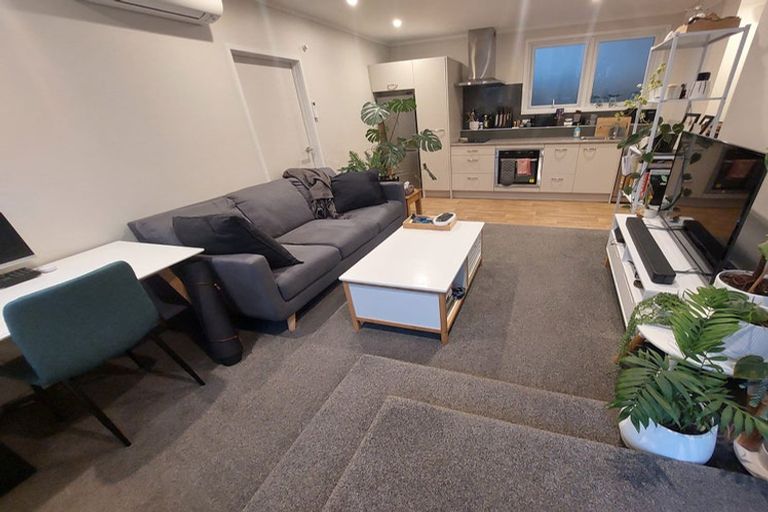 Photo of property in 3 Atlanta Grove, Brooklyn, Wellington, 6021