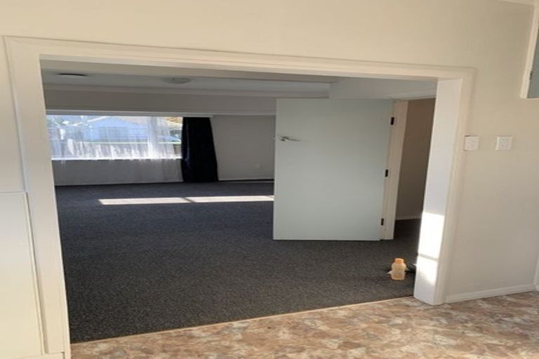 Photo of property in 33 Bowen Street, Levin, 5510