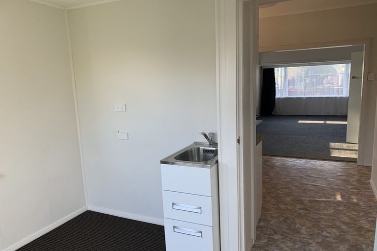 Photo of property in 33 Bowen Street, Levin, 5510