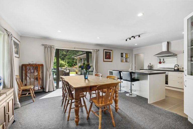 Photo of property in 15 Kokako Place, Horahora, Whangarei, 0110