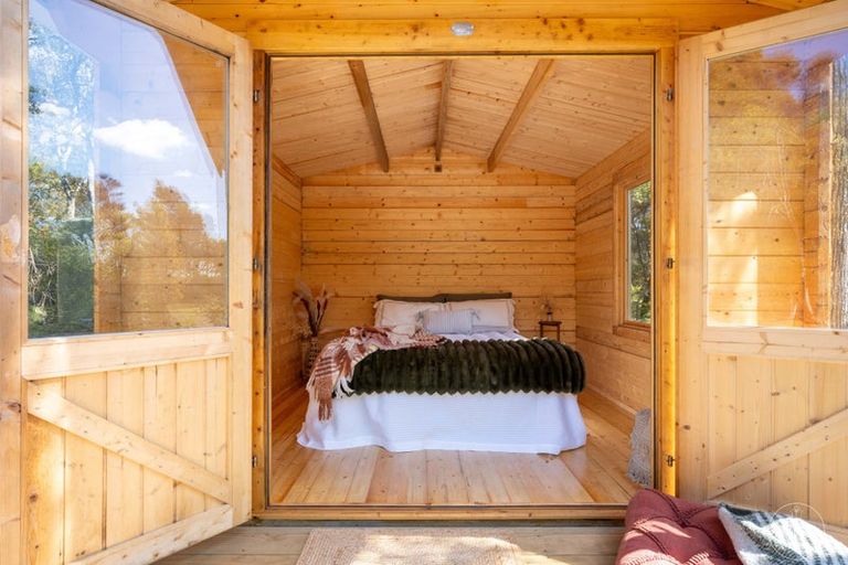 Photo of property in 15 Lancewood Lane, Pahi, Paparoa, 0571