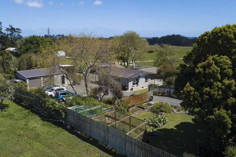 Photo of property in 15 Pairatahi Road, Kaingaroa, Kaitaia, 0483