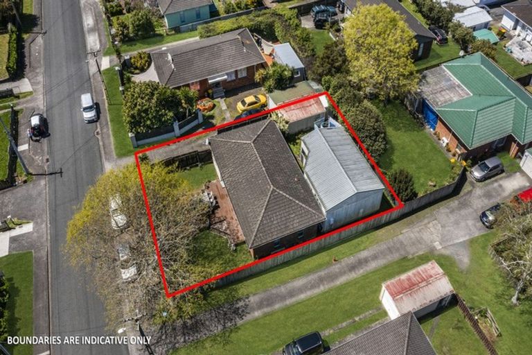 Photo of property in 81 Arimu Road, Papakura, 2110
