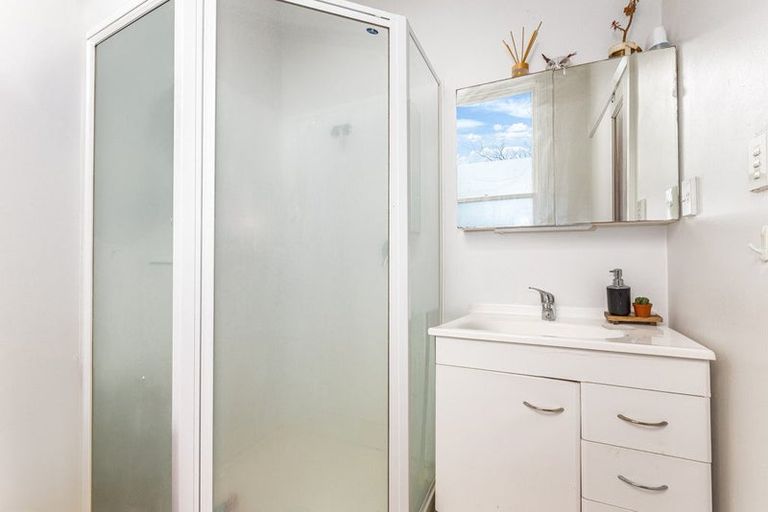 Photo of property in 15 Porritt Avenue, Mount Victoria, Wellington, 6011