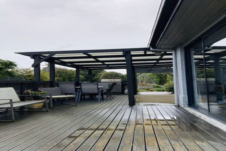 Photo of property in 61 Half Mile Road, Tuatapere, 9620