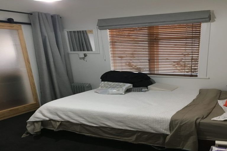 Photo of property in 24 Baden Road, Hataitai, Wellington, 6021