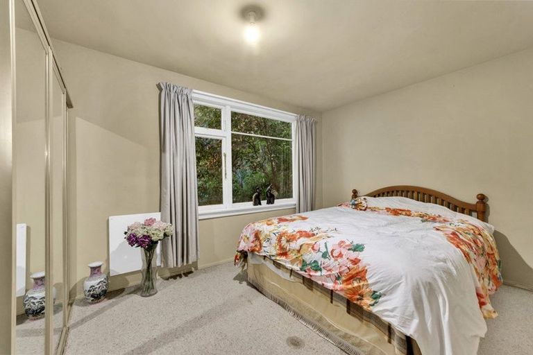 Photo of property in 1077 Dyers Pass Road, Governors Bay, 8971