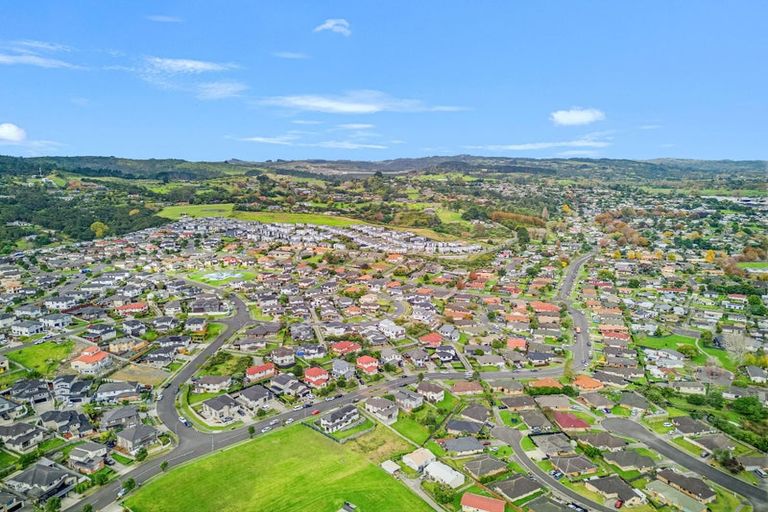 Photo of property in 171 Keri Vista Rise, Papakura, 2110