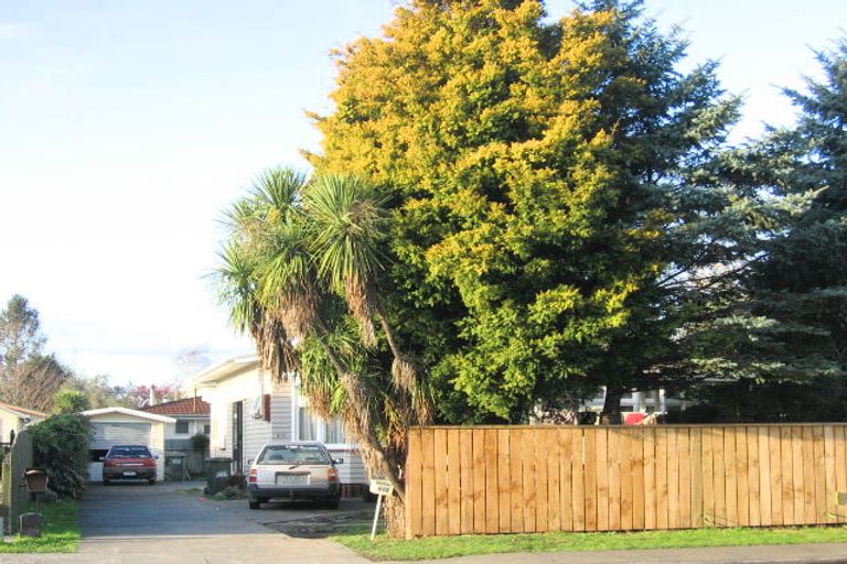 Photo of property in 615 Saint Aubyn Street West, Saint Leonards, Hastings, 4120