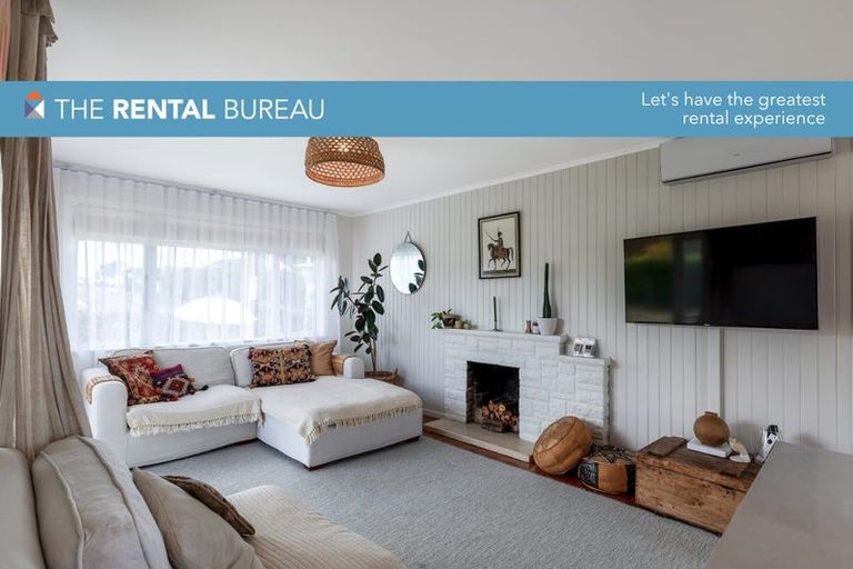 Photo of property in 79 Farquhar Road, Glendene, Auckland, 0602